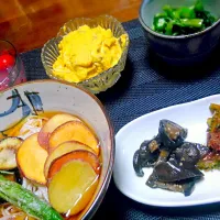 Snapdishの料理写真:野菜素揚げ素麺、ゴーヤの佃煮などなど|gerbertさん