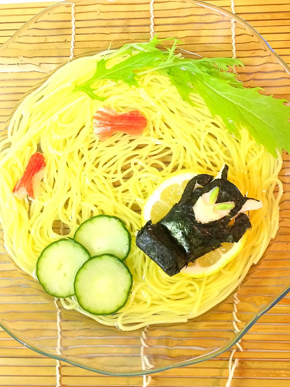 メフィラス星人の休日〜レモン素麺〜|ゆっきー♪さん