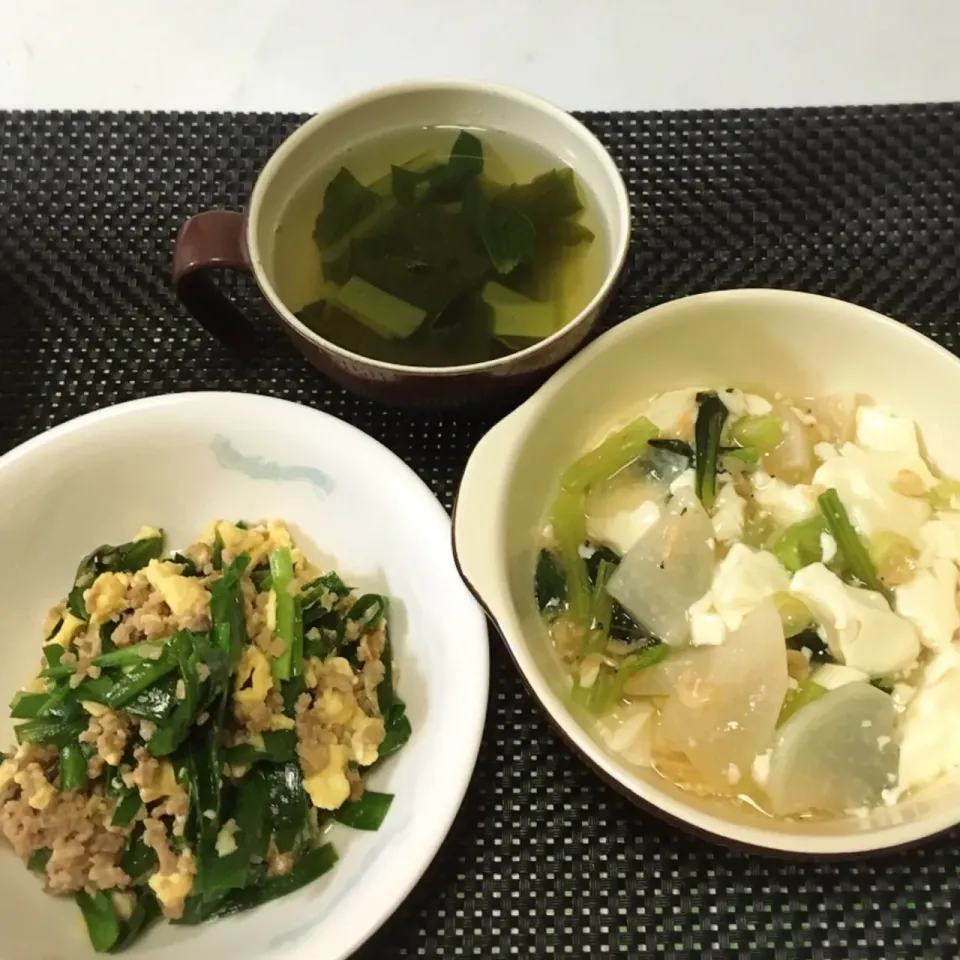 小松菜とワカメのお汁・大根と豆腐の中華うま煮・肉そぼろ入りニラ玉|美也子さん