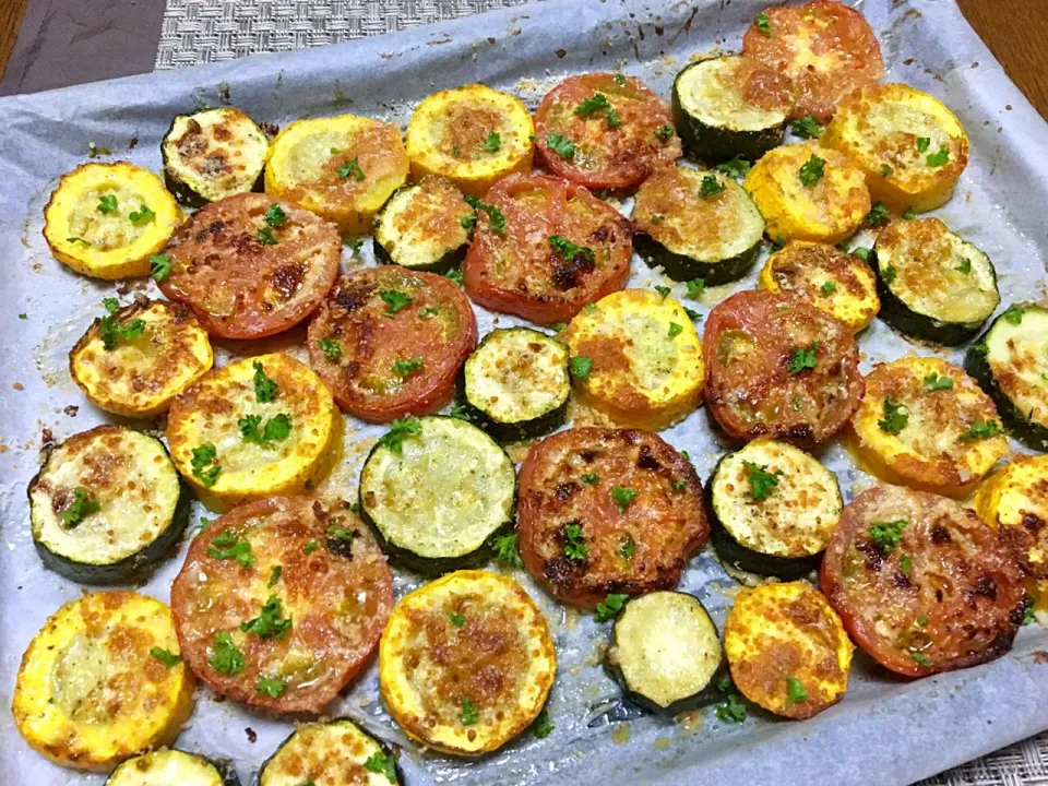 ✨OVEN-grilled VEGGIES...オーブン焼き野菜✨|🌺Sanntina🌺さん