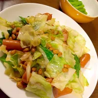 Snapdishの料理写真:野菜炒めおいしいかも|タケハナさん