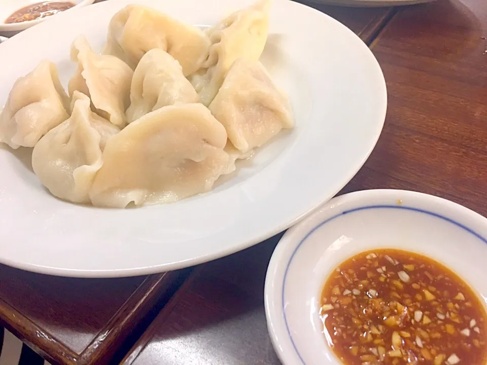 セロリ入り水餃子【崑崙山飯店】|もちもちさん