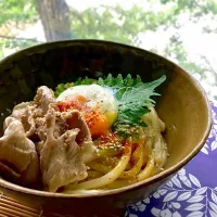 昼ごはん  豚釜玉うどん