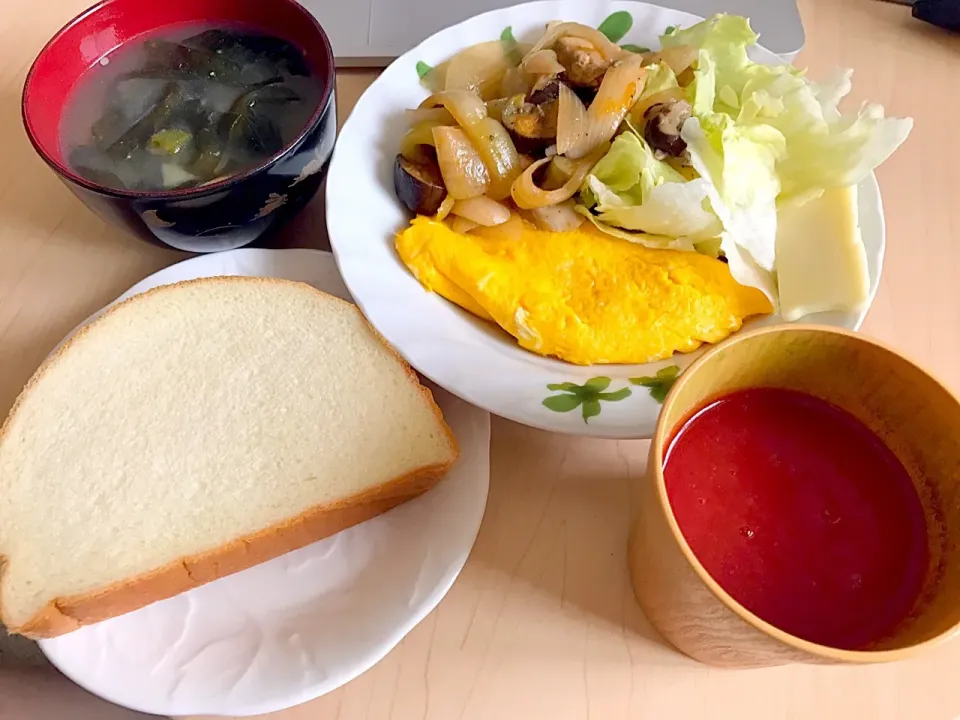 8月2日朝食兼昼食|ばぁさんさん