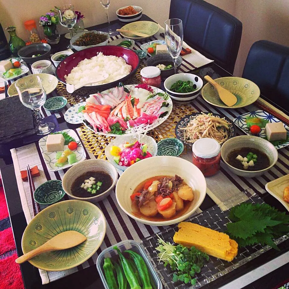 生姜肉じゃがと手巻きの和の夏ごはん😋🍴|Tomoさん