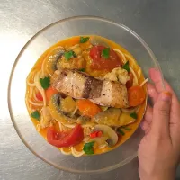 Thai Red Curry Pasta with Salmon|Piqa Sangtaeさん