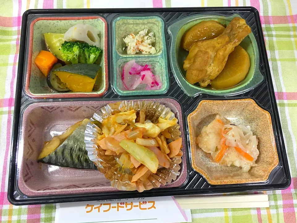 大根と手羽元のカレー煮 日替わり弁当 豊川市豊橋市一部エリア宅配|Naokazu Kuritaさん