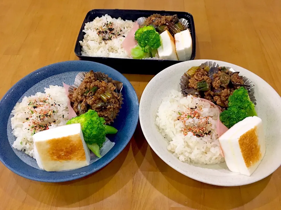 Snapdishの料理写真:2017/8/3パパ弁&中ニ、小6夏休みプレートランチ|あくびママさん