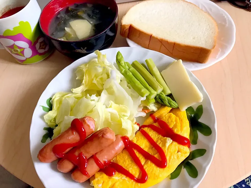 8月3日朝食兼昼食|ばぁさんさん