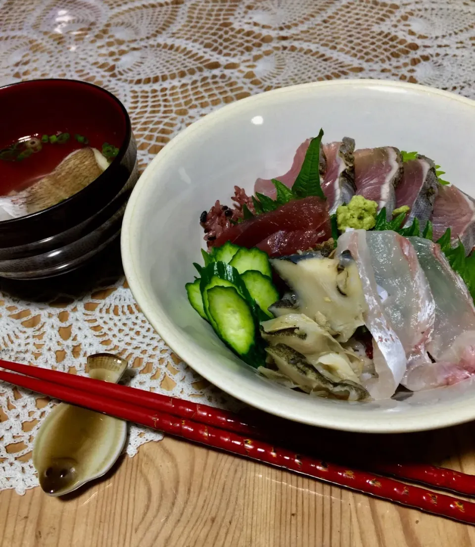 海鮮丼🐟🦑🐚鯛のお吸い物|keikoさん