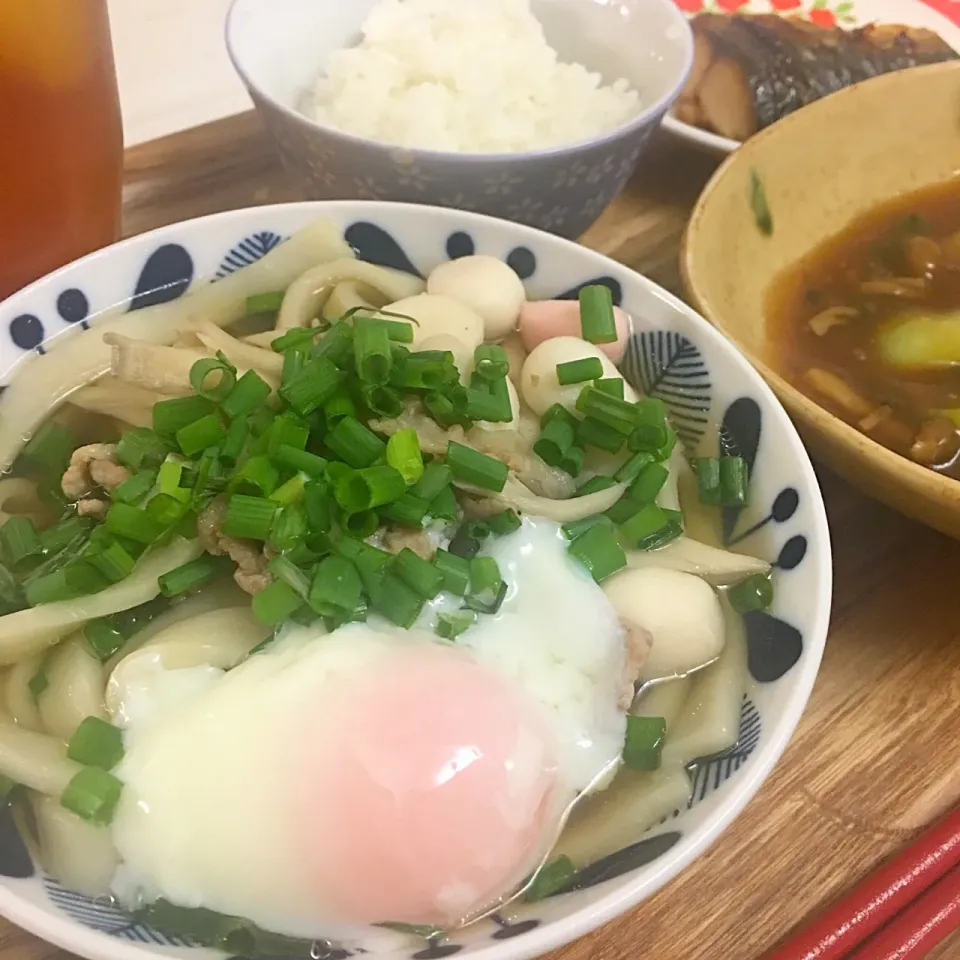 Snapdishの料理写真:肉うどん温玉のせ♡|Hiroko Saitohさん