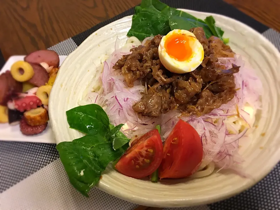 牛肉冷やしサラダうどん|yukarinさん