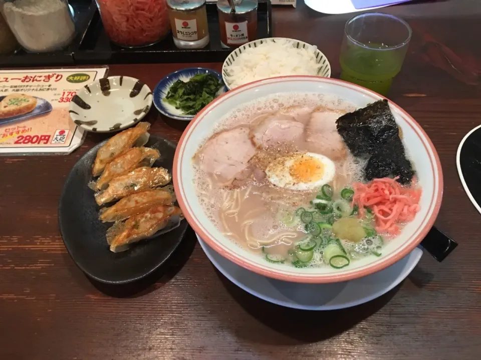 Snapdishの料理写真:#久留米ラーメン
#大砲ラーメン
#豚骨ラーメン|畑田 成治さん