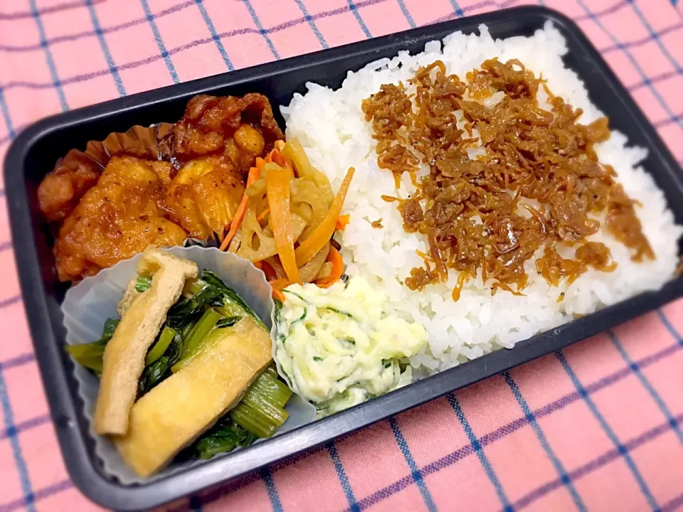 👨🏻父ちゃん弁当
唐揚げ
小松菜のお浸し
ポテサラ
蓮根のきんぴら|まいまいさん