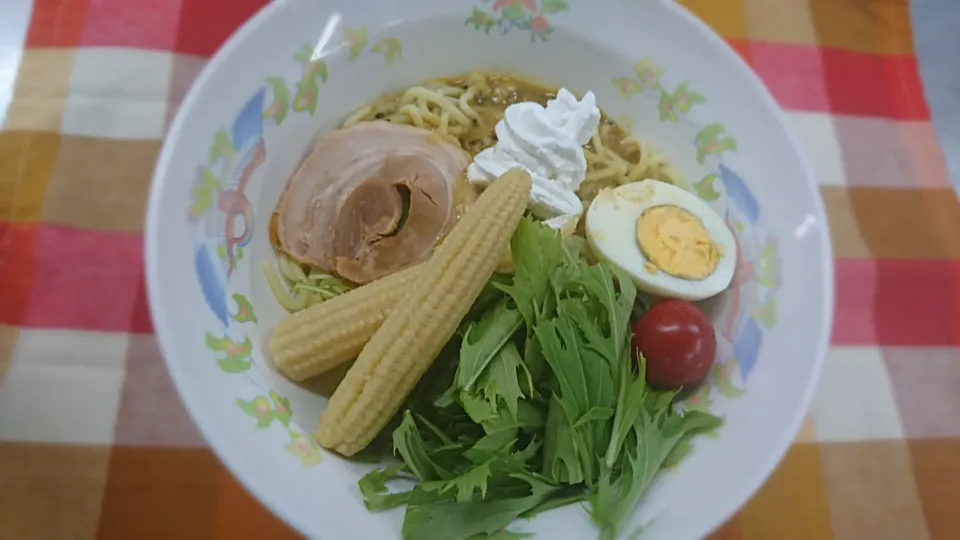 冷たいカレーコーンラーメン|よっしー(=^ェ^=)さん