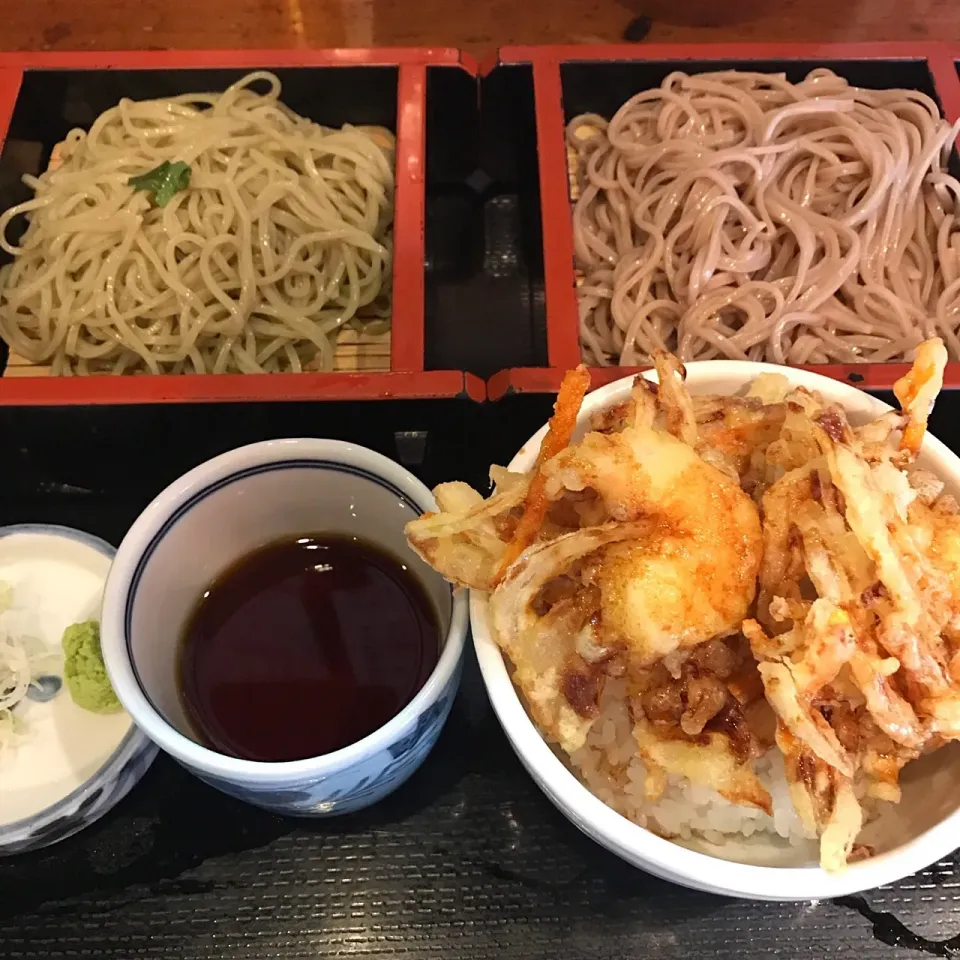 二色そば 小海老天丼付@そば蔵(新宿三丁目)|塩豚骨さん