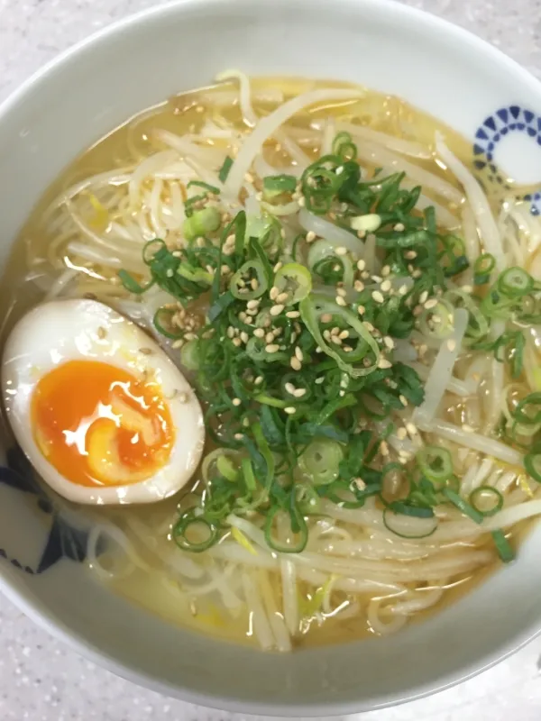 むっちゃん0414さんの旦那がラーメンより美味しいと絶賛！さっぱり塩素麺 #楽天レシピ|楽天レシピさん