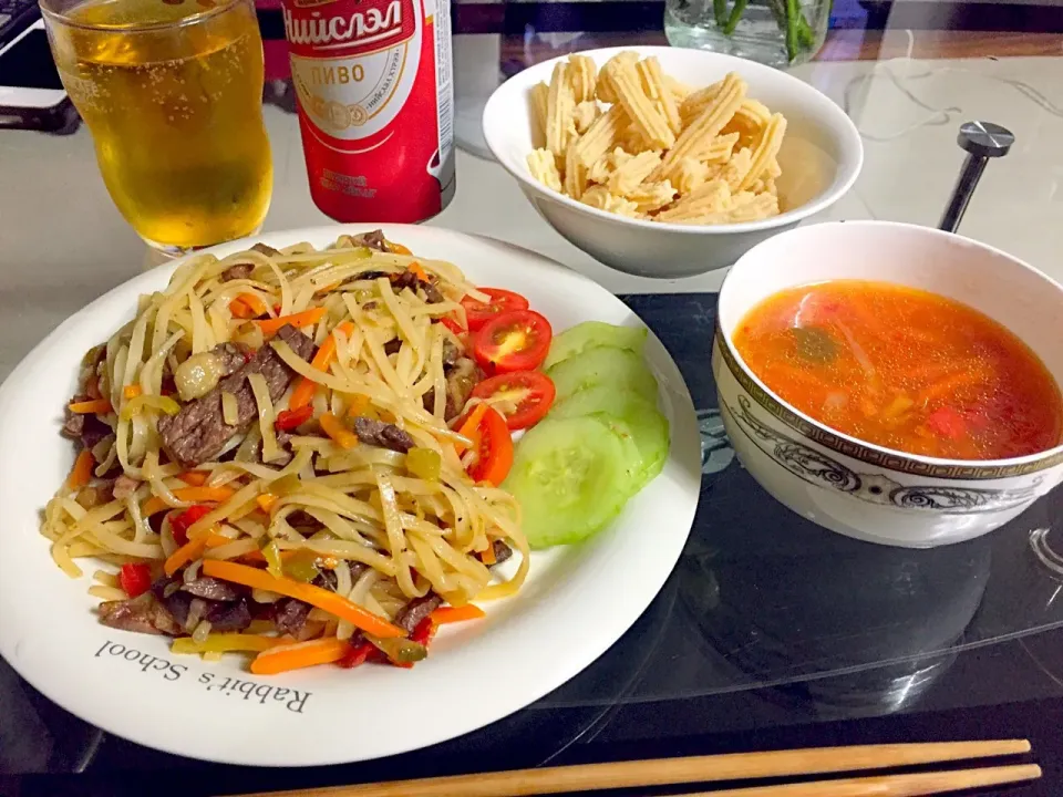 モンゴル焼うどん|アドウーチ チンギスさん