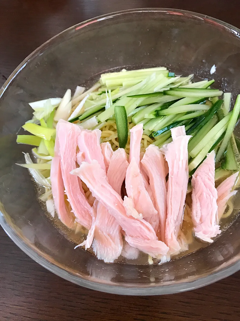 Snapdishの料理写真:鳥塩冷やしラーメン…旦那さん作|☆Chai☆さん