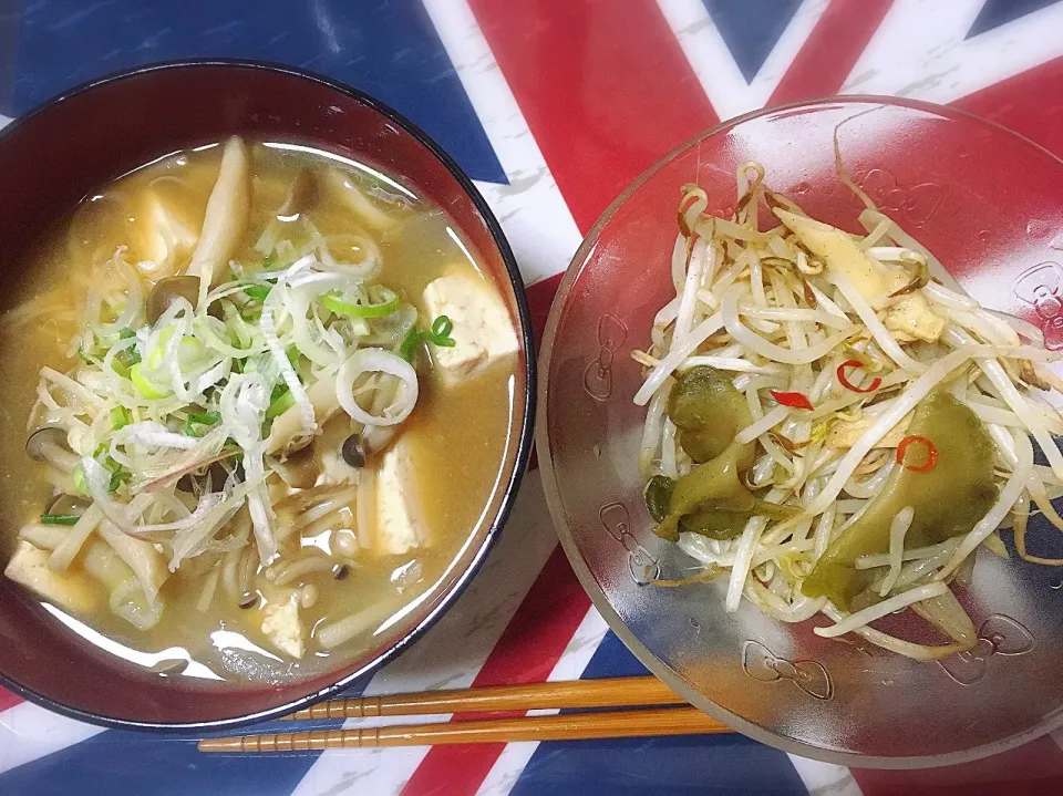 きのこみそ汁、もやしとザーサイとメンマの和え物🍄|くろねこっく🐈‍⬛さん