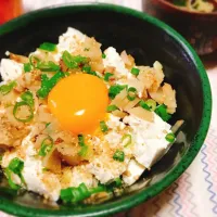 Snapdishの料理写真:豆腐丼|Yukari Kitoさん