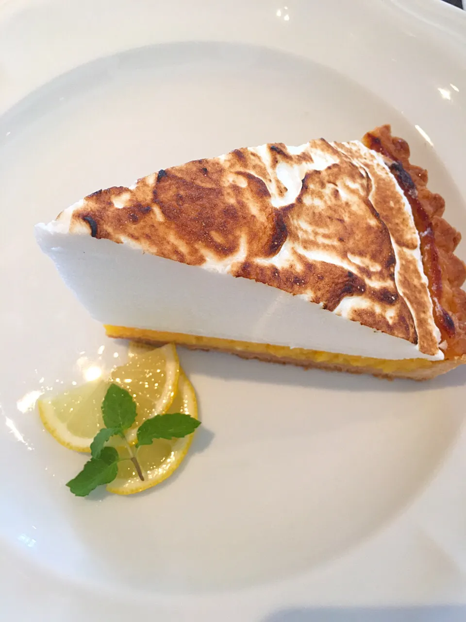 美味しかったナ。
次回はランチで来よう。
全国、全世界のレモタル行脚したい。
#tarteaucitron #レモタル #好き過ぎる|あたりさん