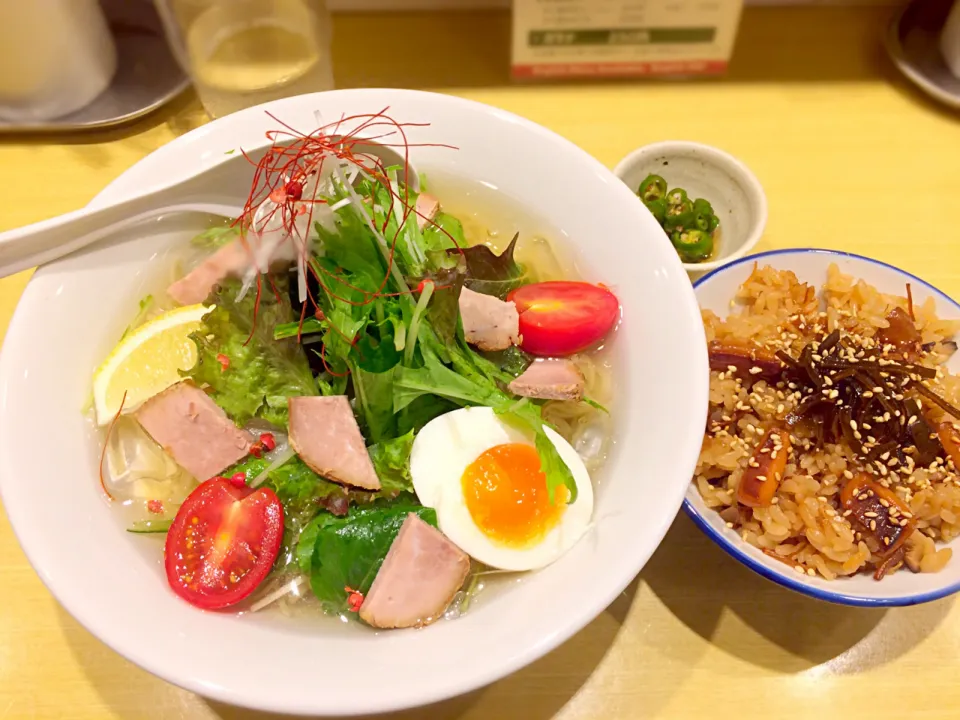 冷やし塩ラーメン＋青唐辛子トッピング＋いかめし@函館塩ラーメン五稜郭|morimi32さん