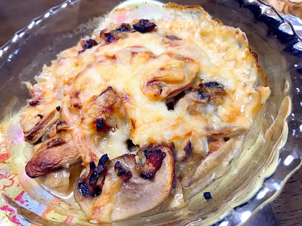 マッシュルームのチーズ焼き🧀🍄|lalapoさん