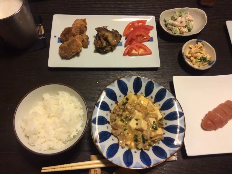 Snapdishの料理写真:2017/08/05夜ご飯
#夜ご飯#麻婆豆腐#ササミサラダ#なすと豚肉の味ポン炒め|かなさん