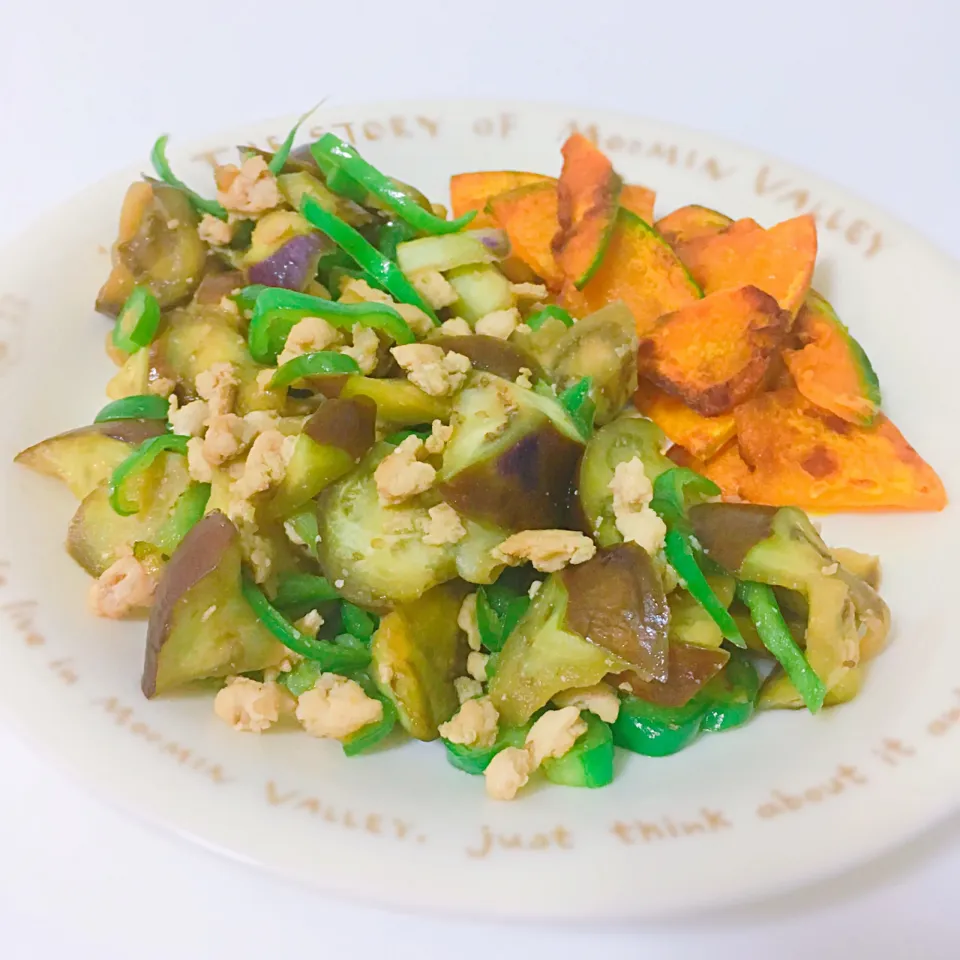 Stir fried eggplant, green pepper and chicken|Yukiさん