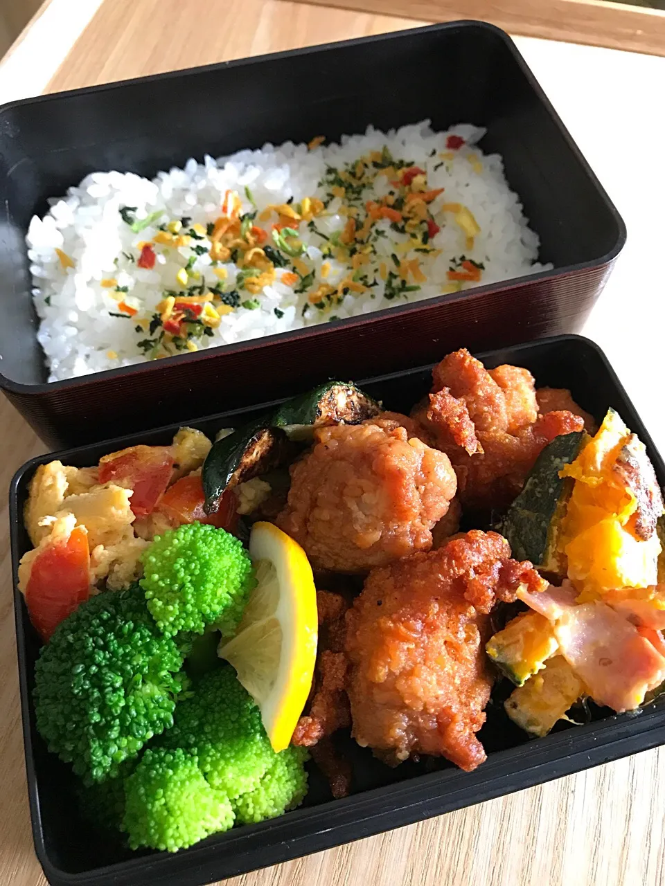 唐揚げ弁当|二キィさん