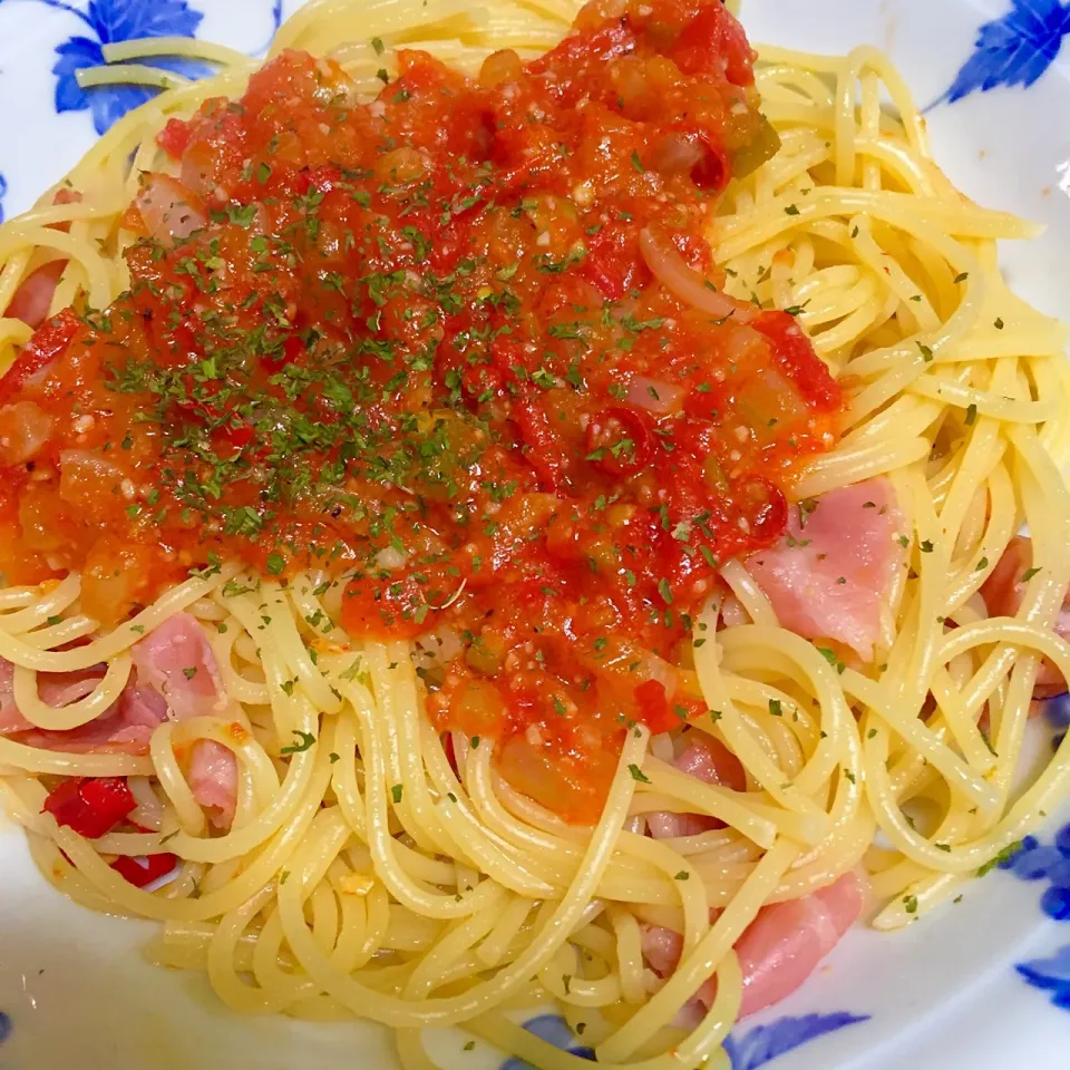 生ハムとトマトソースのスパゲティ|Kunisanoさん