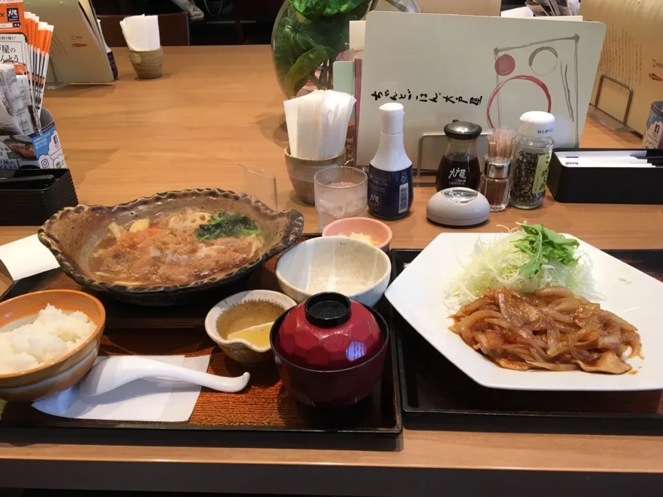 Snapdishの料理写真:チキンかあさん煮定食と生姜焼単品|PegaOさん