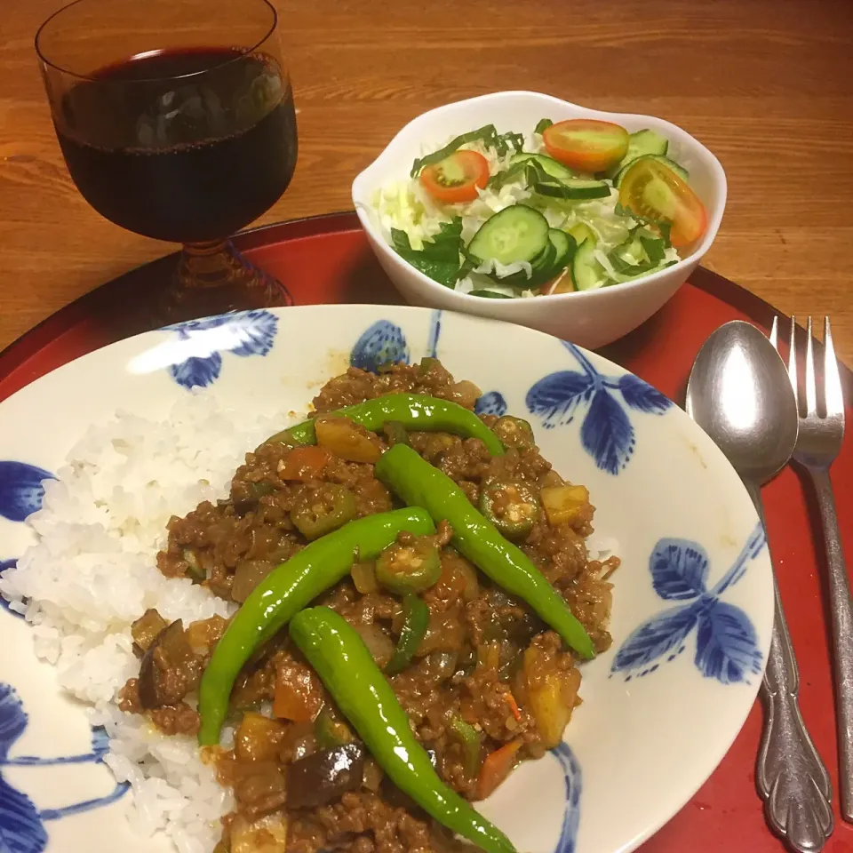 夏野菜カレー^ ^ 茄子、オクラ、辛くない唐辛子😋いただきまーす。|RU.Farmさん