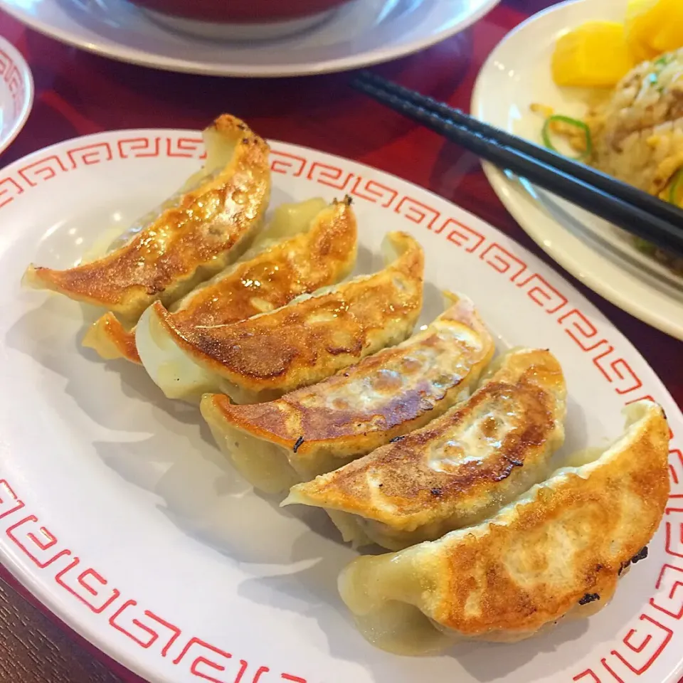 Snapdishの料理写真:餃子 魁力屋/新東名藤枝PA|ガク魁‼︎男飯さん