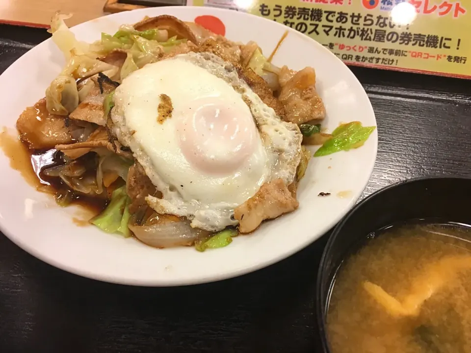 肉野菜の鉄板焼き定食|hirotomoさん