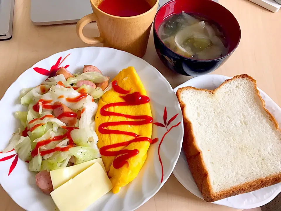 8月9日朝食兼昼食|ばぁさんさん