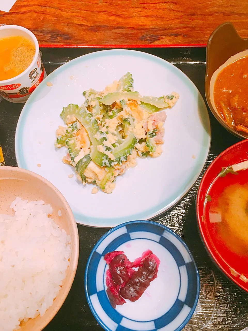 ゴーヤチャンプル定食🌺|しろこ🐾໊さん