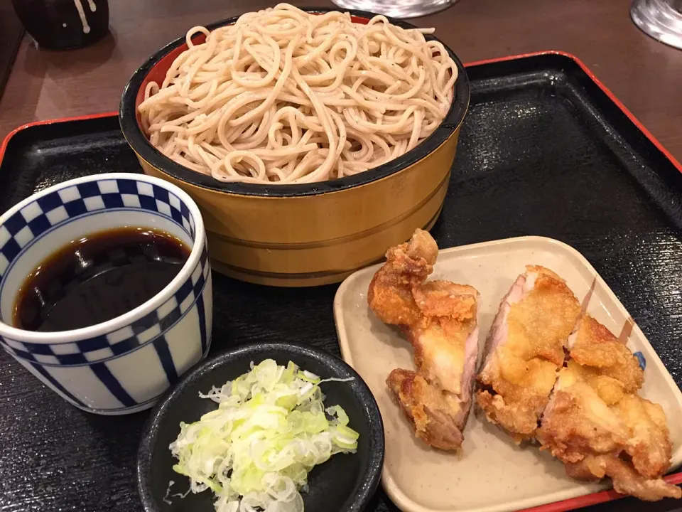 Snapdishの料理写真:もりそば w/ 唐揚げ|T. Wonderさん