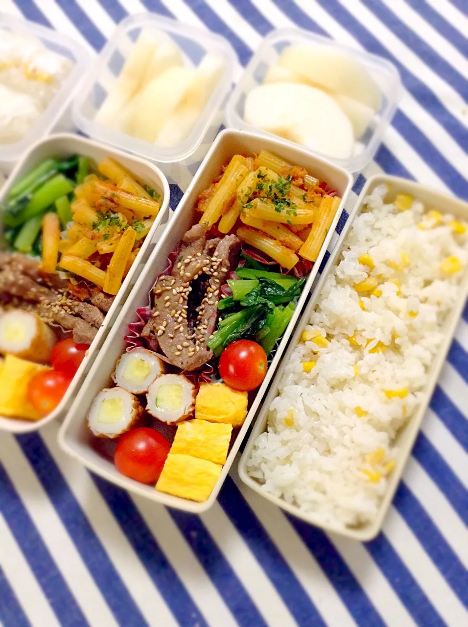 娘たちの夏休み弁当〜♪
今朝は本当に起きるのが辛かったー
よく頑張った自分！
明日からはお盆休み。しばらくおべんと作りもお休みできる！ステキ！|yukoさん