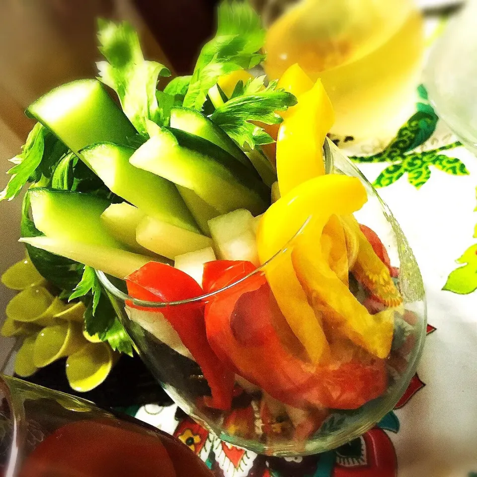 新鮮お野菜でバーニャカウダ✨|Tomoさん