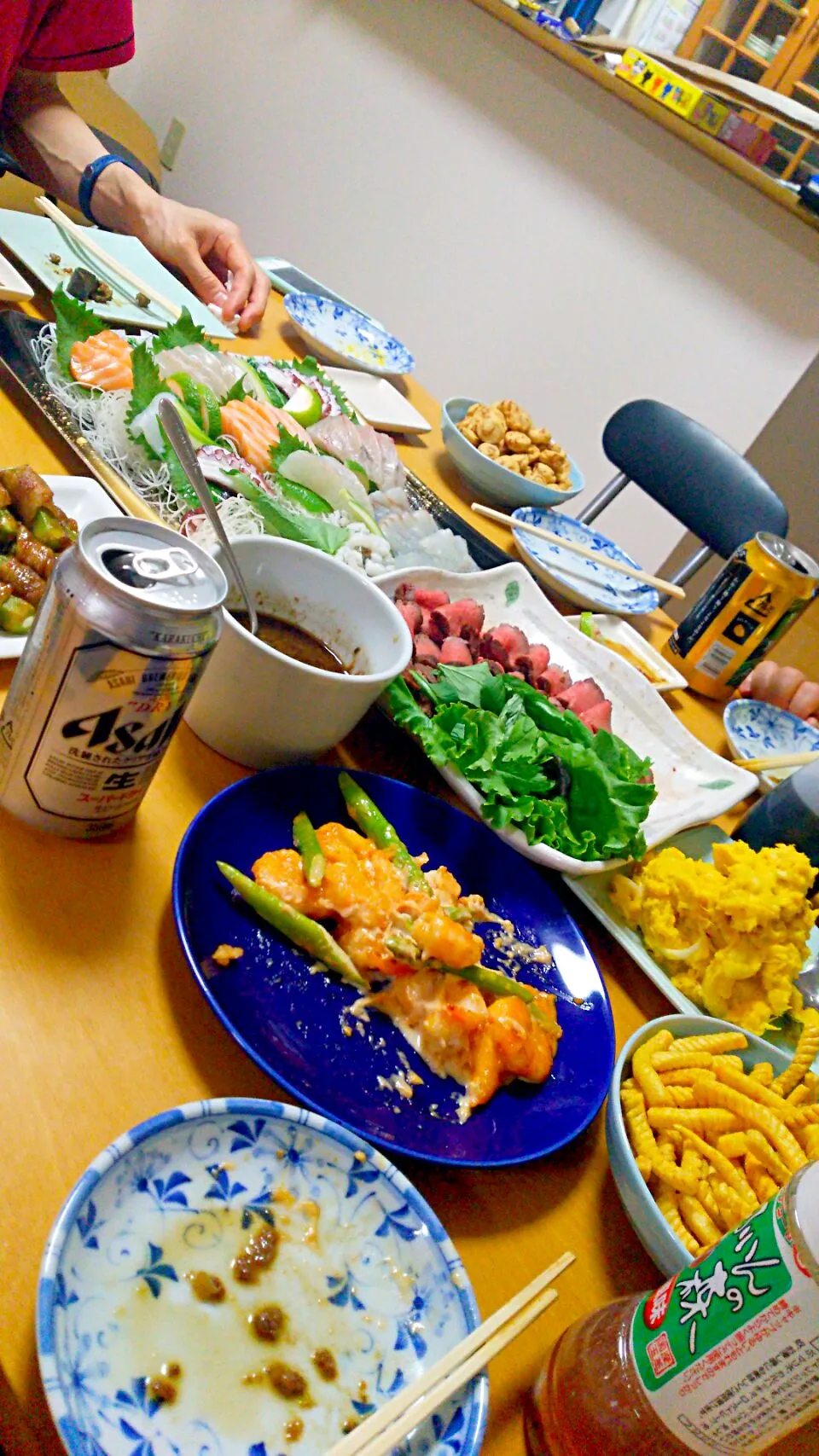 今日のオヤジ飯❗

今日は娘の分だけ作った！

俺は、ミニバレーの仲間の家でプチ飲み会！

久しぶりに自分で作らん晩飯！最高😃⤴⤴

明日も早いけん、早く帰ろっと❗😁|naokiさん