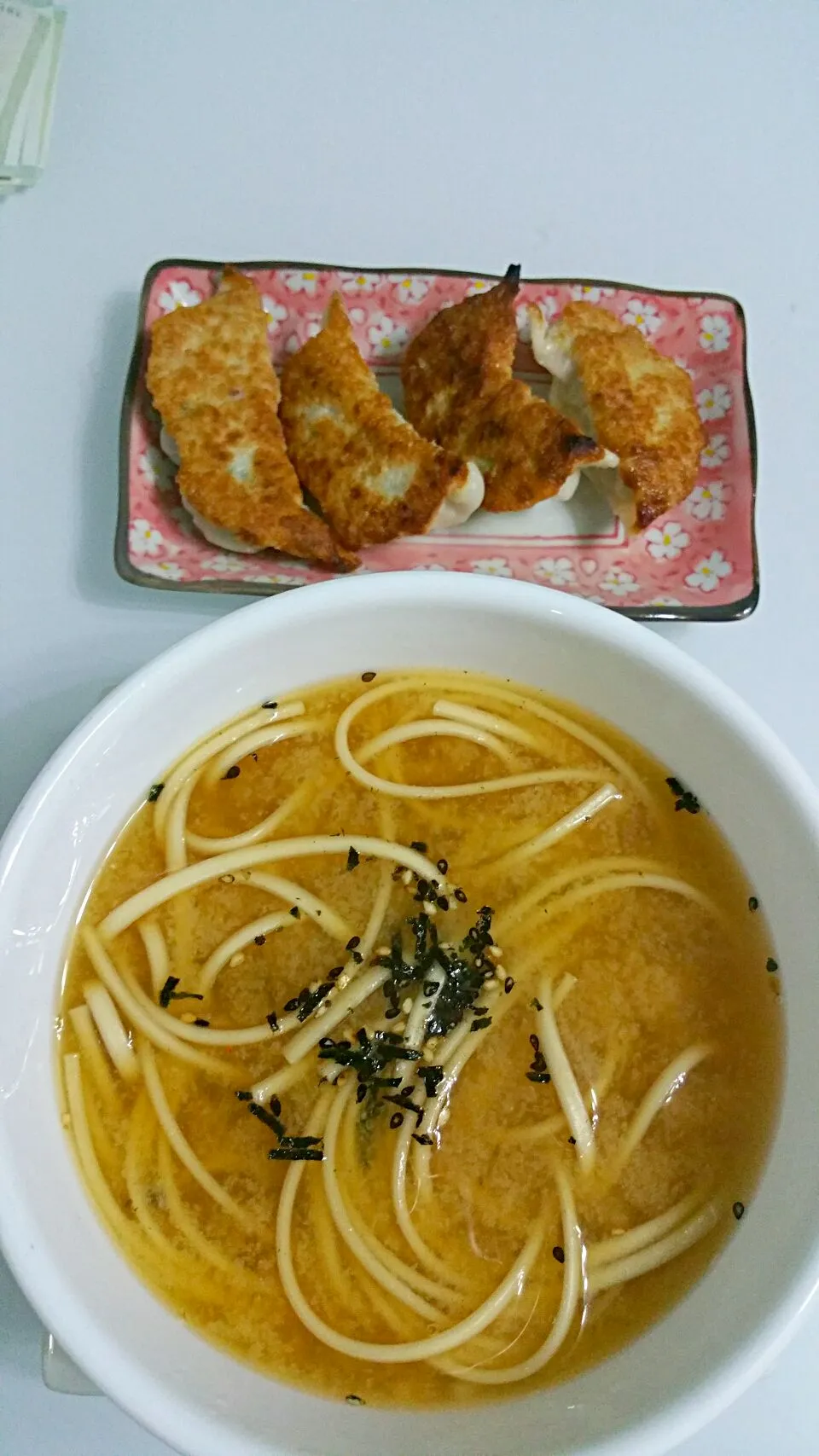 Organic udon in miso + Japanese pork gyoza😍|🌷lynnlicious🌷さん