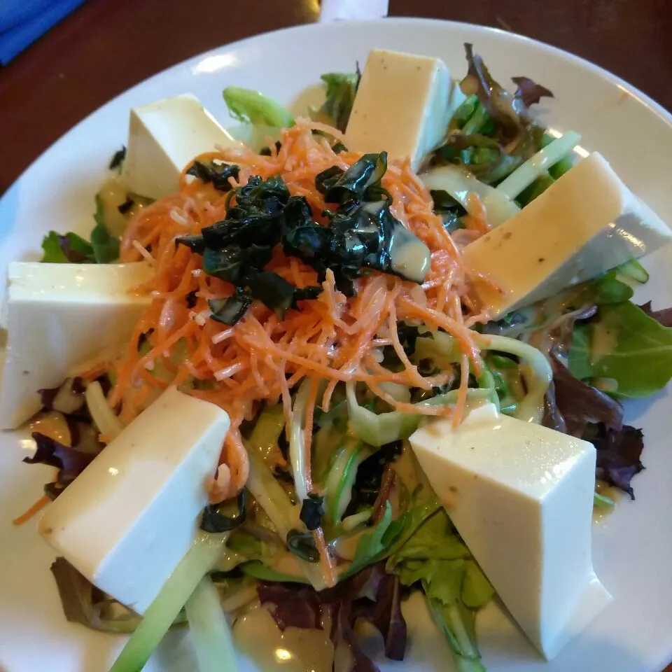 tofu salad|Polly Gelfusoさん