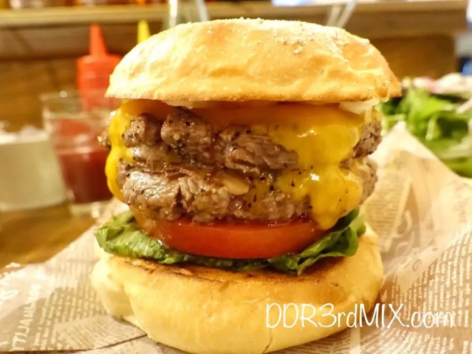 Jack37 Burgerでダブルチーズバーガー|ddr3rdmixさん