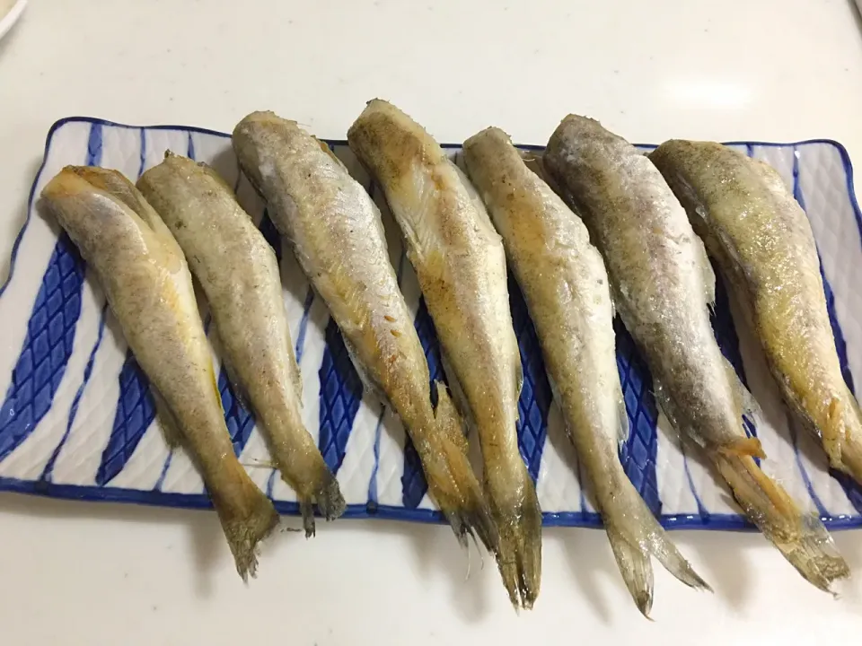 Snapdishの料理写真:#こまい干🐟#魚干しのココナッツオイル焼き#いい香り#北海道産|Salarinさん