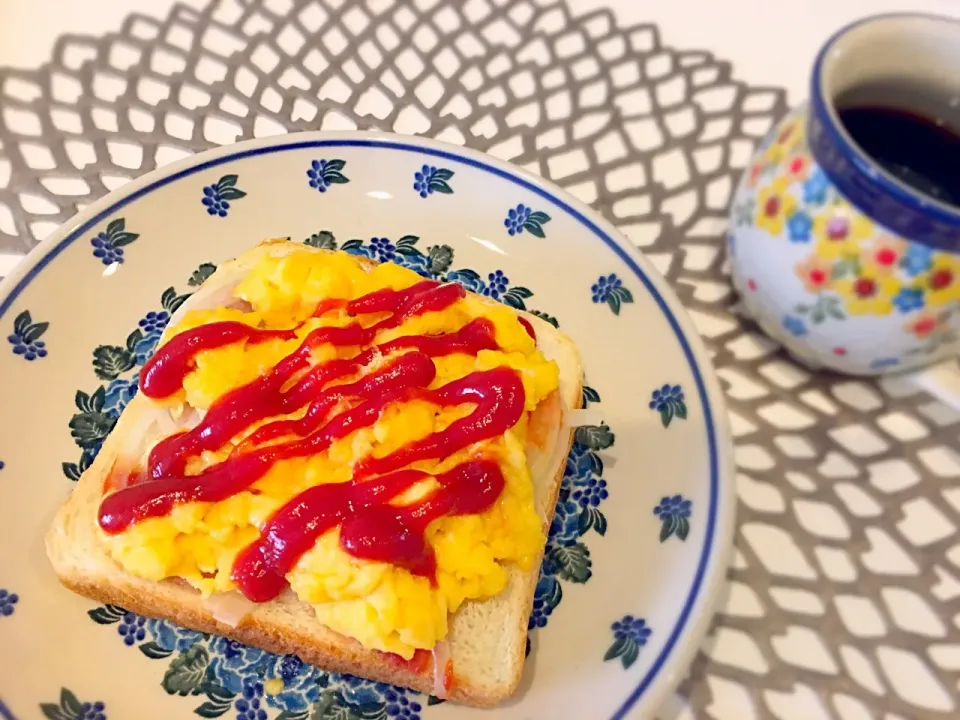 Snapdishの料理写真:シュトーレンママさんの料理 マヨネーズ入りスクランブルエッグ🥚|ゆきさん