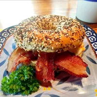 Snapdishの料理写真:Bagel with Bacon Breakfast!|MJRoperさん