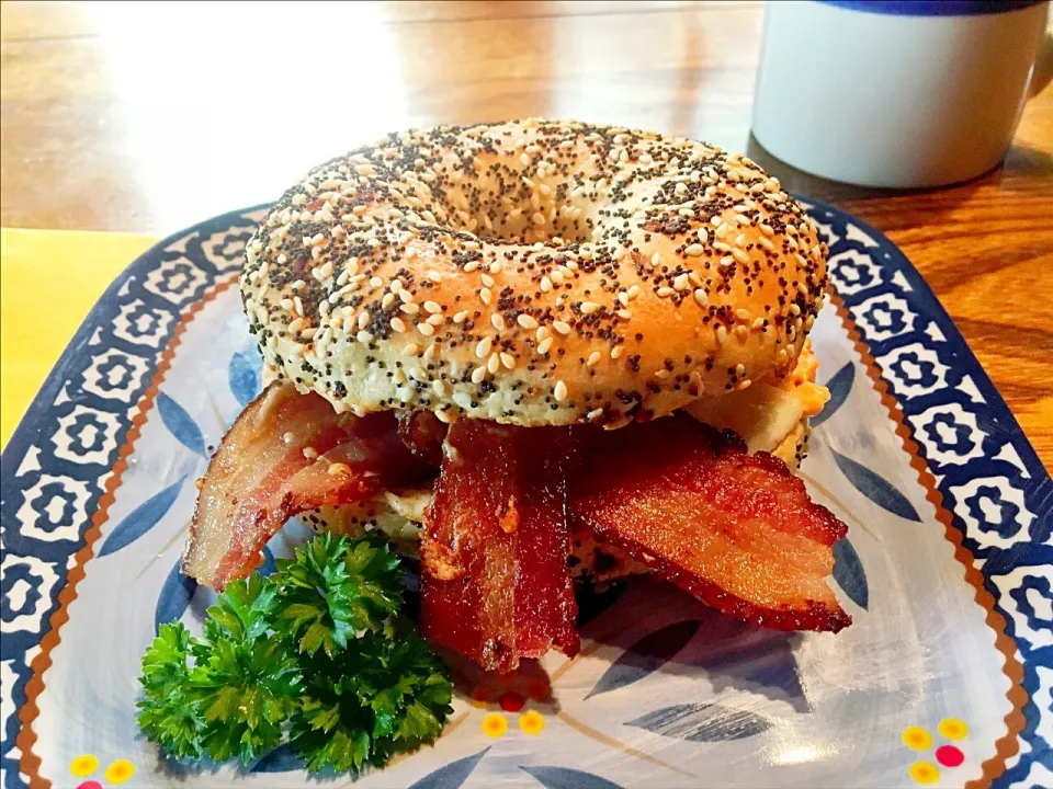 Bagel with Bacon Breakfast!|MJRoperさん