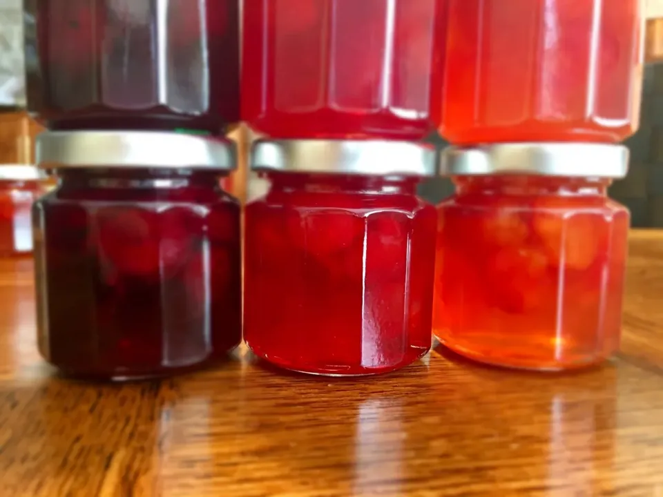 Confiture griotte+coing, cerise+groseille, cerise+coing|Makotoさん